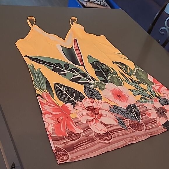 Slip style A frame dress with colorful florals - Picture 5 of 8